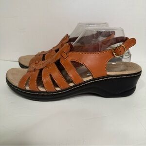 SOLD - Clarks Ultimate Comfort Collection Lexi Merigold Leather Sandal Ws 11 M